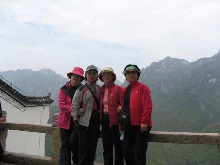 img_2166_copy.jpg