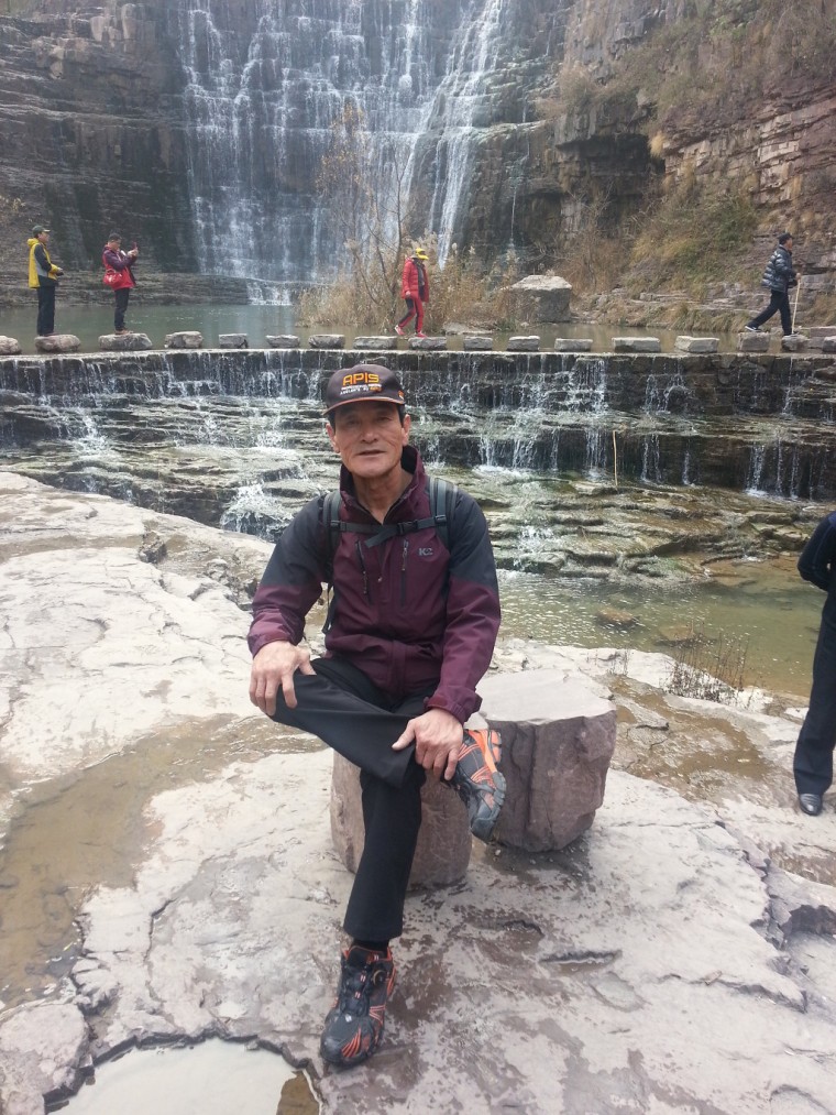 225353355465382E278240_hrxQlmKM8S