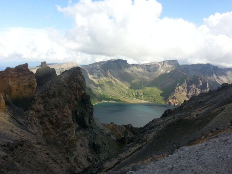 251982345209E10F120145_3mjNNh1Iysmghh