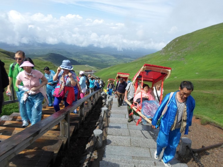 2727254252298E7207799E_1oQVBbNH9AmpoVn